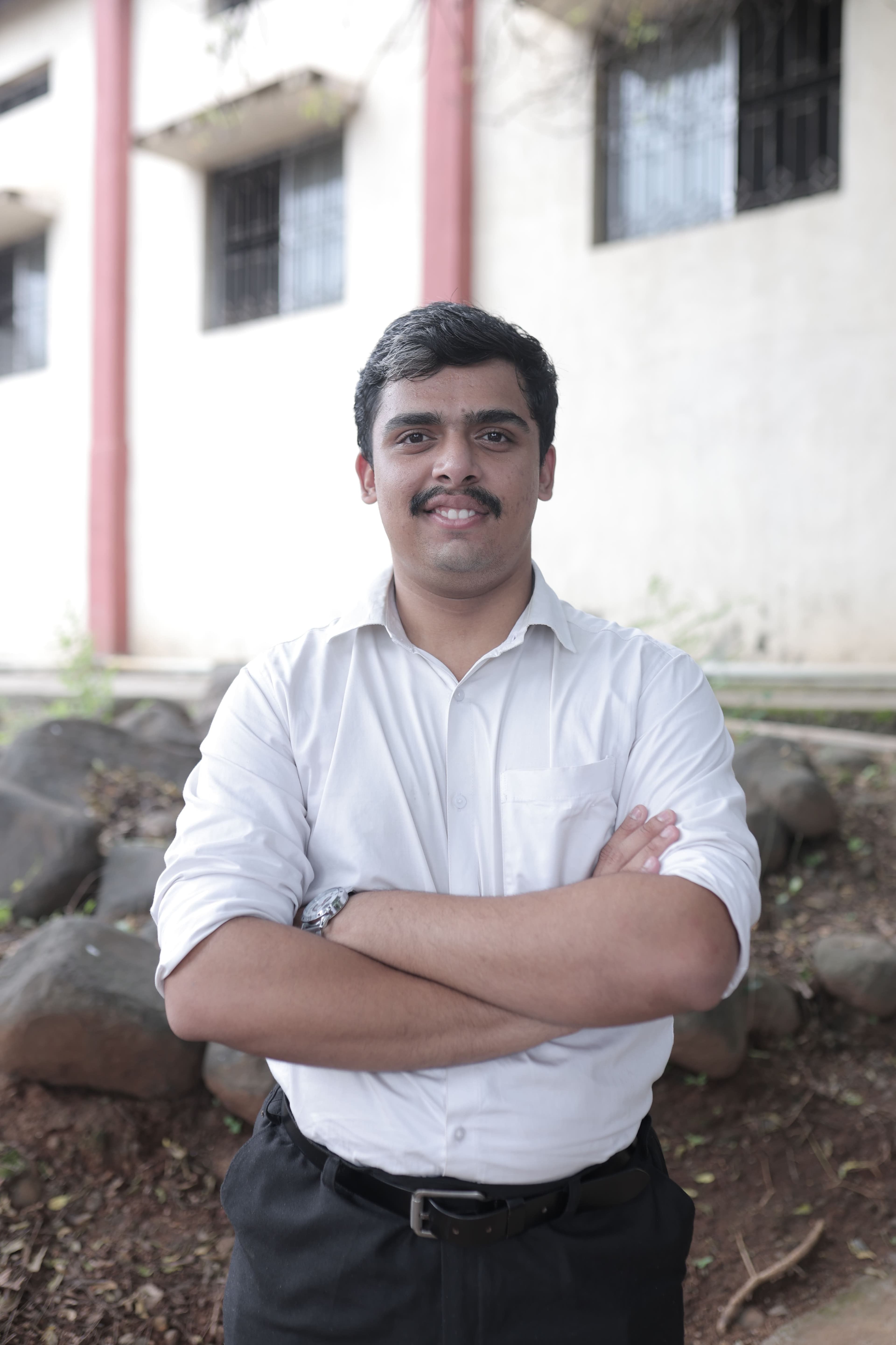 Hrishikesh Divekar's profile picture