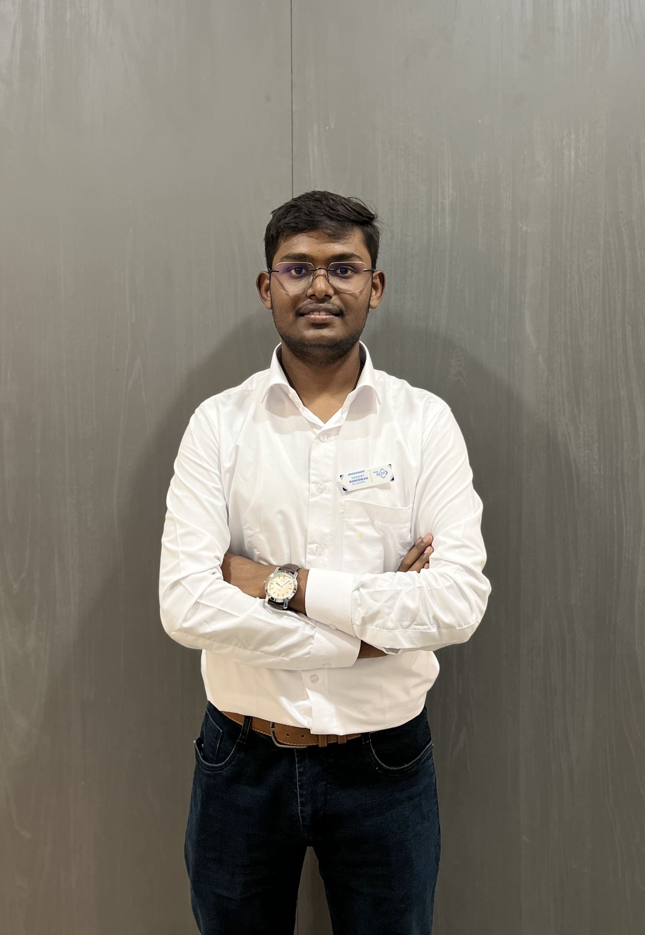 Vedant Bomidwar's profile picture